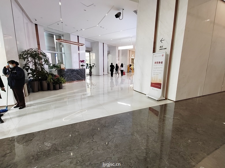 大厦大厅
